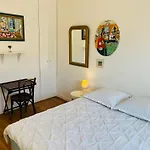 Chambre Chez L\'Habitant, Pierre