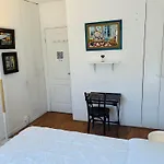 Chambre Chez L\'Habitant, Pierre